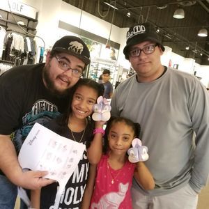 Meet your Posher, Joel